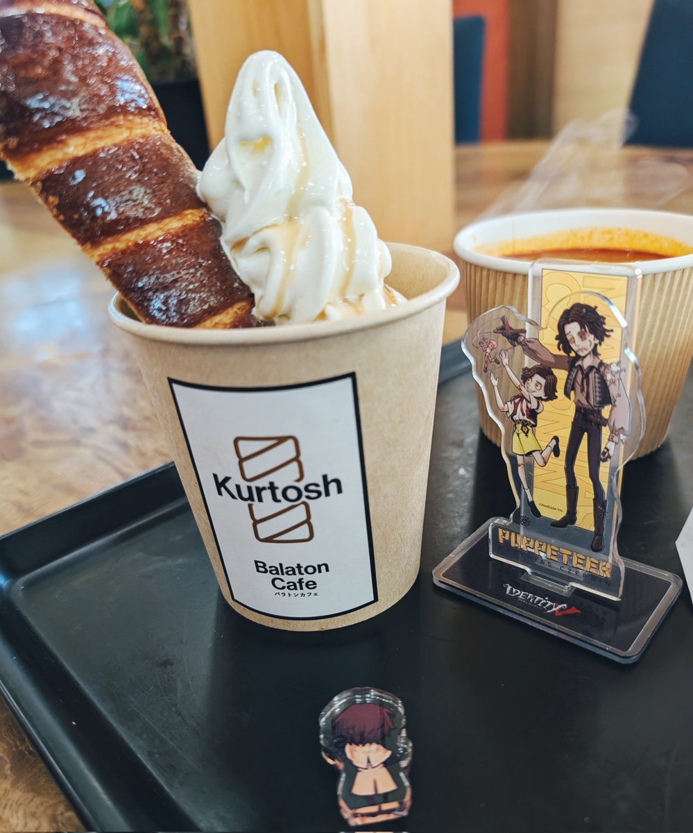 Chigiri_idv's tweet image. クルトシュアイス食べに来たよ🍋館長！
後ろはグヤーシュスープだよ！！📍！！
……館長元気ないね？どうしてかな？