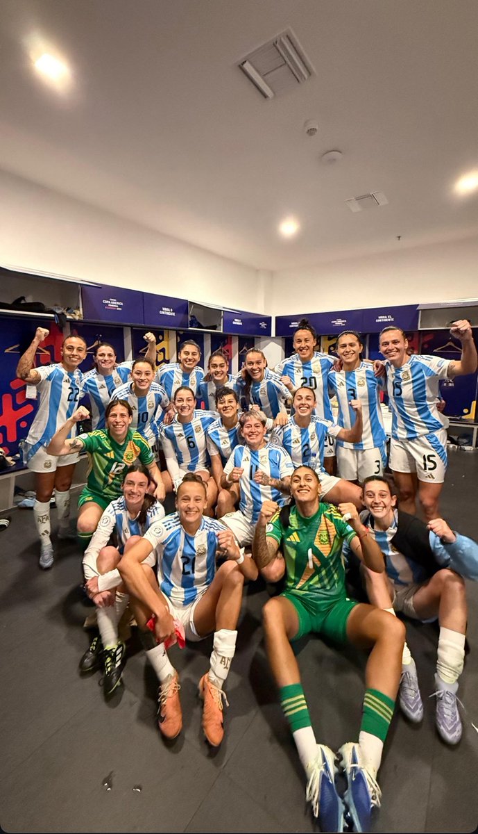 Mi selección 🩵🤍🩵🤍🩵🤍🩵🤍🩵
