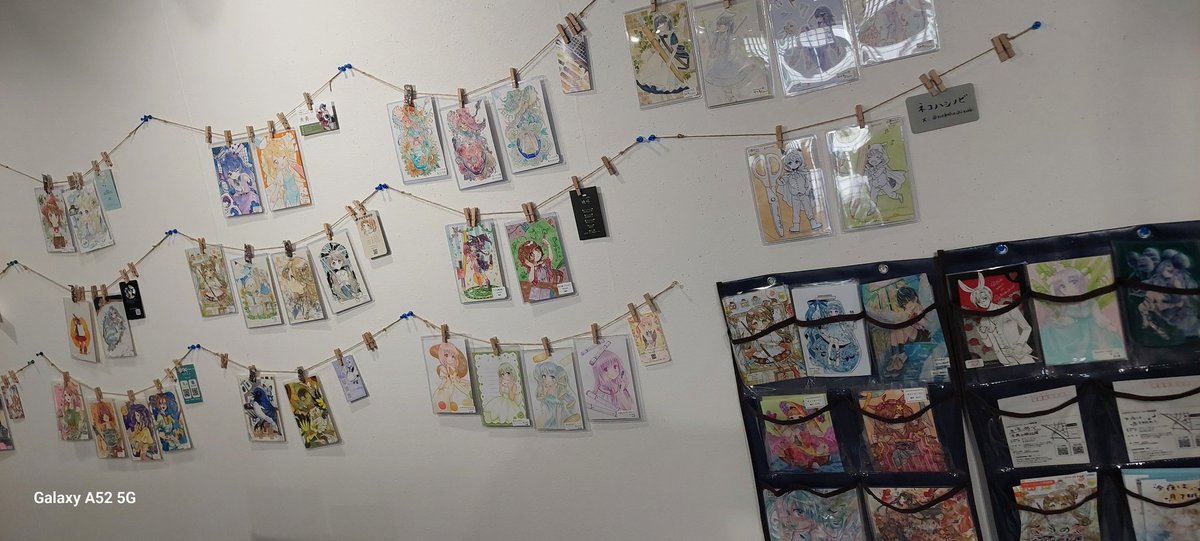 gafukoineko's tweet image. とにかく暑い!!!
熱中症に皆さん、本当にお気をつけください!
暑い中、がふぅ恋猫、開店しております
#きらめく文具と画材展
開廊中ですよ
店長は、来月の大阪インテのイベント参加に向けて、創作活動中(笑)