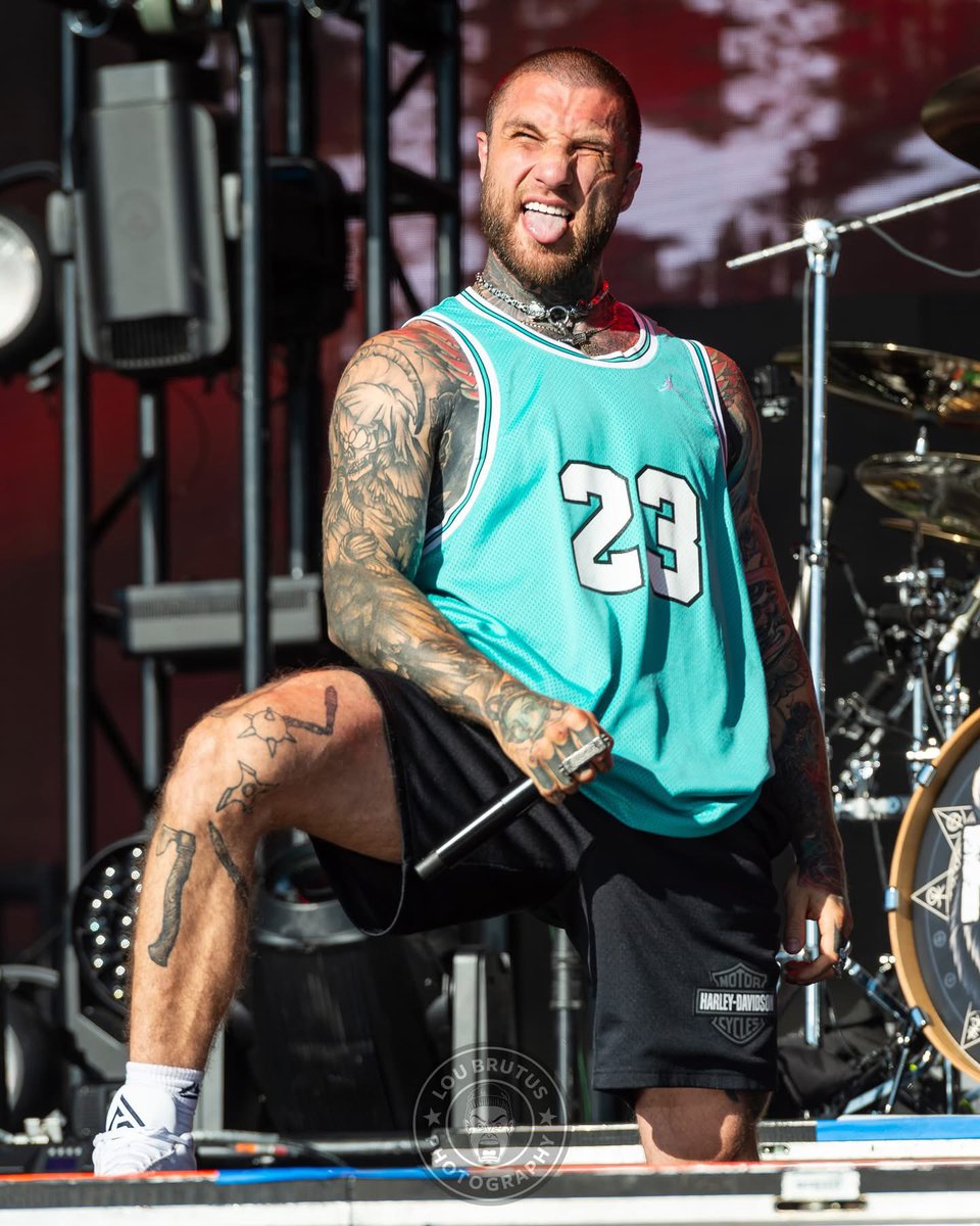 LouBrutus's tweet image. SLAUGHTER TO PREVAIL! One of the fiercer sets last weekend at @RockFestWI was @STPmetal. Here&apos;s a sample of my shots from the sun-baked photo pit. #RockFest #RockFest2025 #SlaughterToPrevail