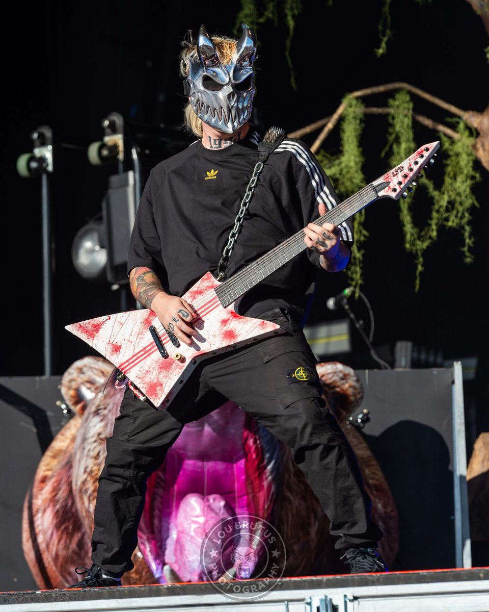 LouBrutus's tweet image. SLAUGHTER TO PREVAIL! One of the fiercer sets last weekend at @RockFestWI was @STPmetal. Here&apos;s a sample of my shots from the sun-baked photo pit. #RockFest #RockFest2025 #SlaughterToPrevail