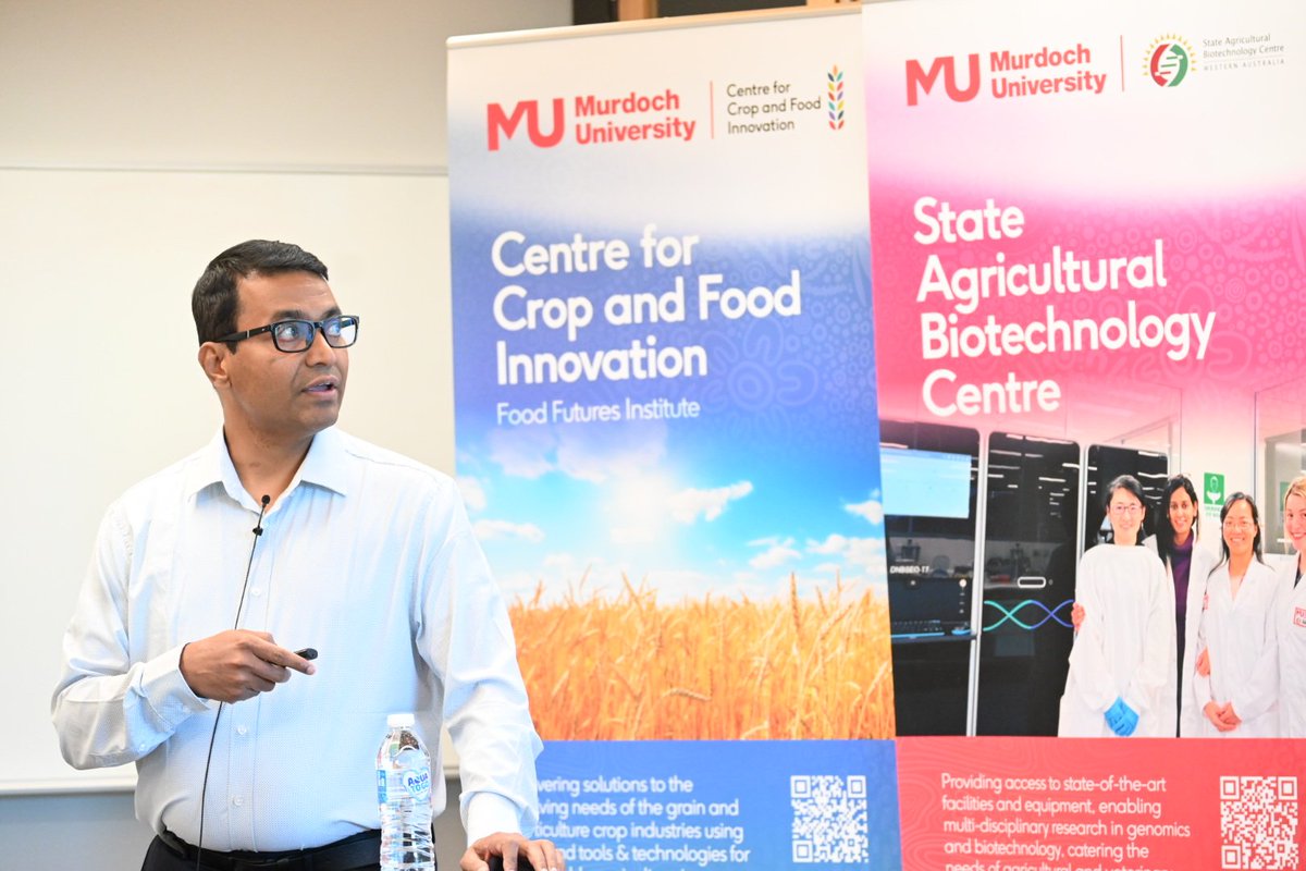 MU_CCFI_Biotech's tweet image. Up next is @NRC_CNRC Senior Research Officer @SateeshKagale, who discussed challenges facing global pea production, and current efforts to establish a genomics platform to develop climate-resilient pea varieties.
Dr Kagale discussed the Pisum 60+ Project, an international pea…