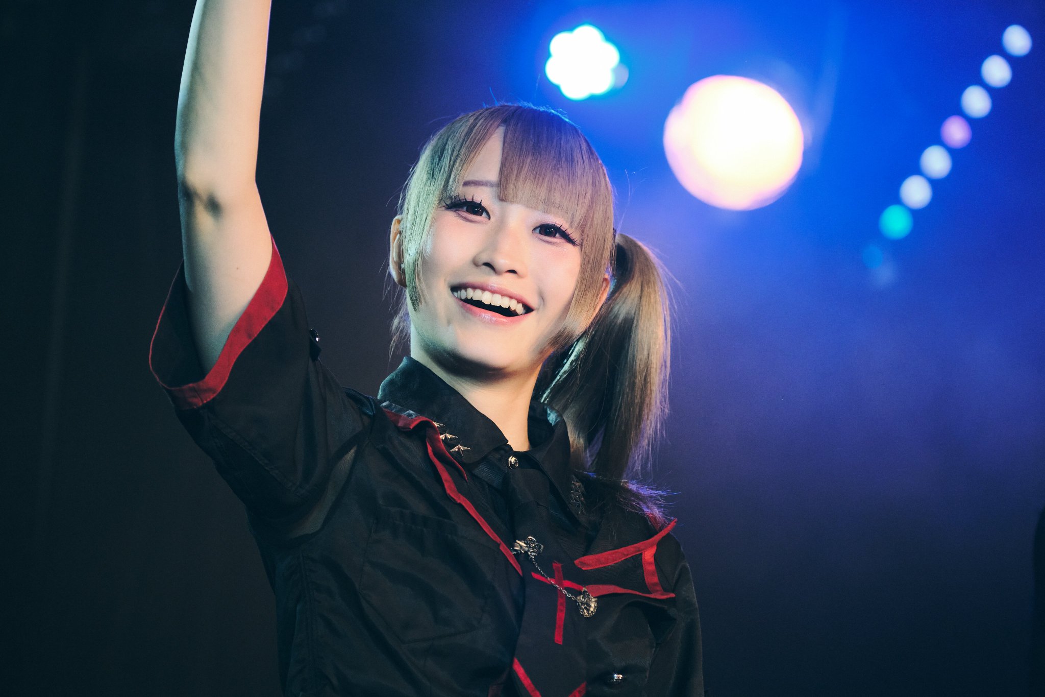 桃*）様 CLAMP 2011 Winter Fair スペシャルフォトコレクシ je_ on X: 