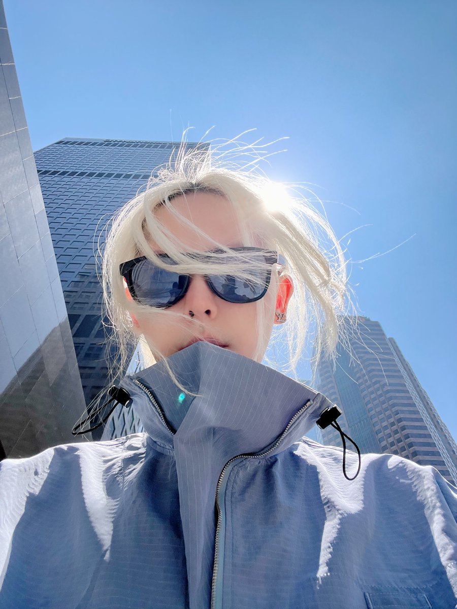 banvox's tweet image. New ピアス気づいた?