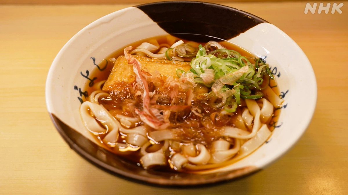 NHK_PR's tweet image. 【今夜は、プラットホームで】
今日は麺類を、と考えている方
いま、東海道新幹線の車内にいる方
これから東海道新幹線に乗る方
そして、この地方のあなた。
今夜10時、総合テレビ #ドキュメント72時間 は「名古屋 新幹線ホームのきしめん店」です。
▼予告動画▼
nhk.jp/p/72hours/ts/W…