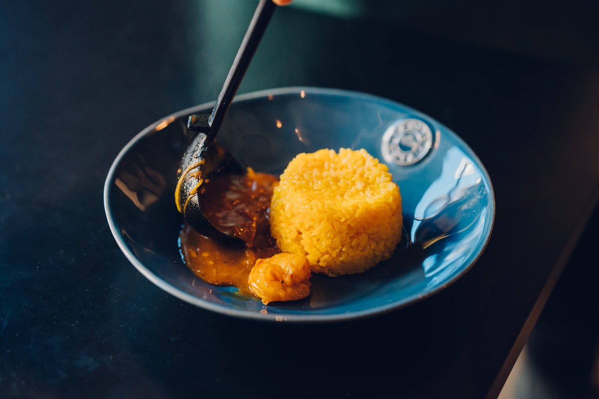 hayatrombone's tweet image. 今回のエビカレーは
甜麺醤、豆板醤、スパイスをマリネした
エビちゃんを使ったカレーです!
エビのカレー=ココナッツミルクという概念から
離れたく試行錯誤しました✨
気に入ってもらえたら嬉しいです!!