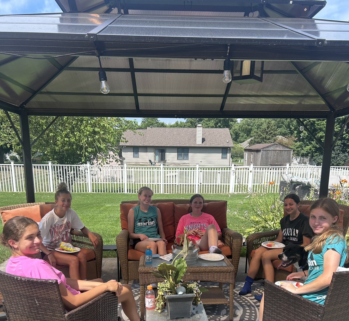 MLadyKnights's tweet image. Team Pool Day! Nice Day to be in 💦!

@marianhssports