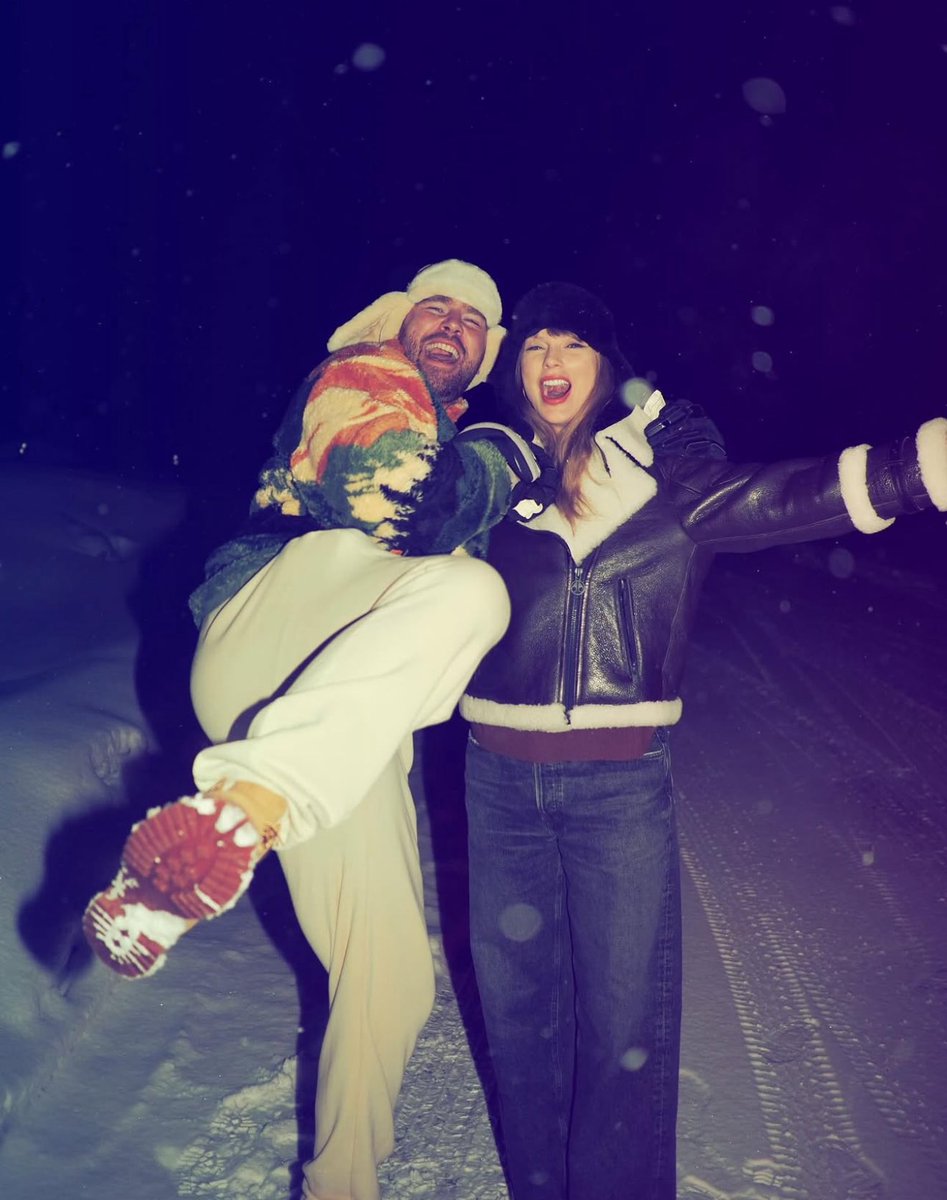 repgirlypop's tweet image. iβd say check on the βpr relationshipβ trolls today, but i donβt actually care bc iβm so happy for my close personal friend taylor allison swift