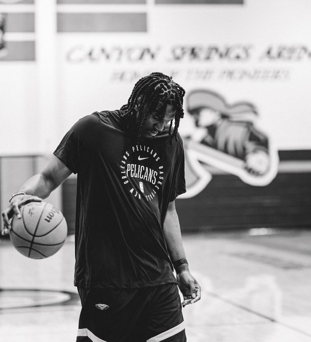 KevonLooneyMuse's tweet image. #NewThreads ⚜️