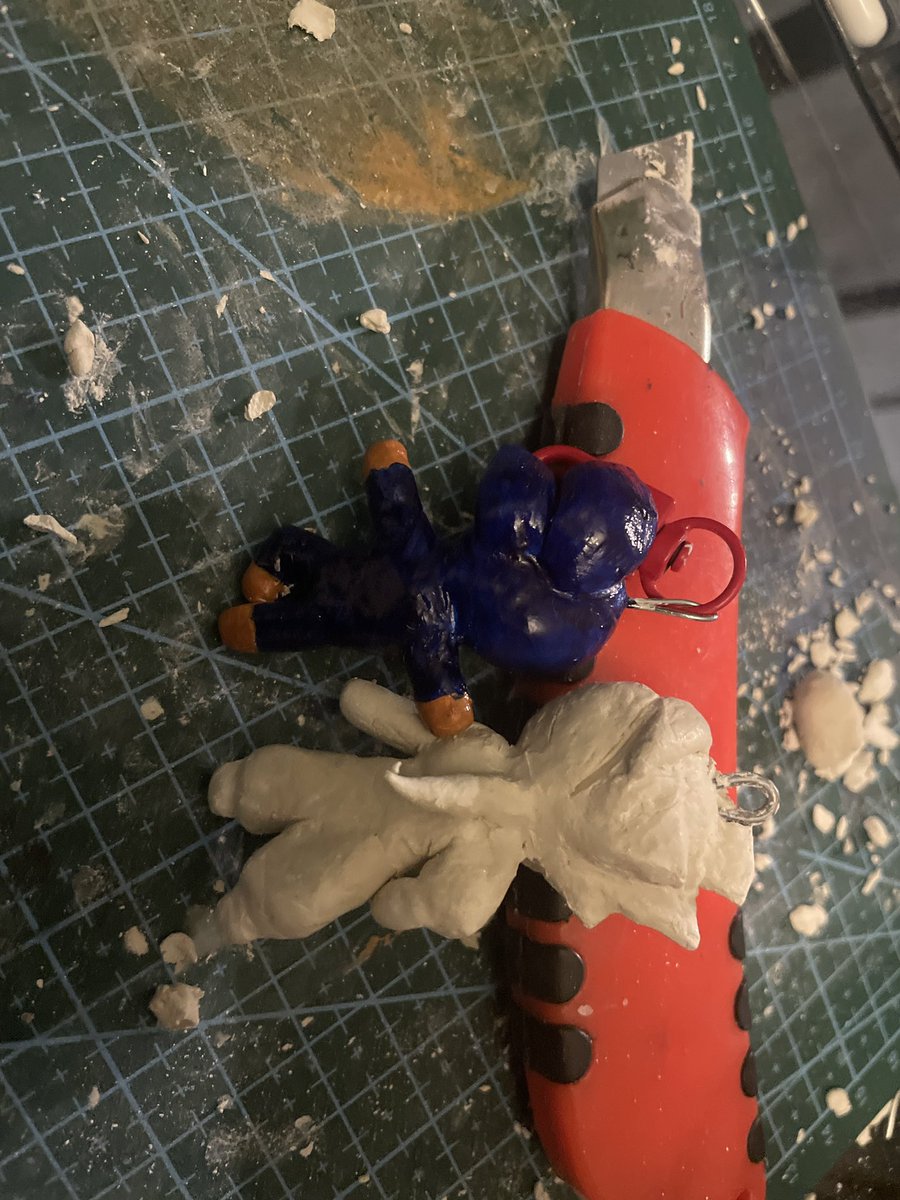 KreenDoof's tweet image. They dumb