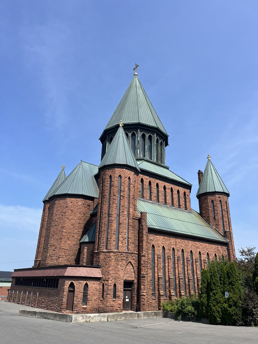 NateyBakes's tweet image. Some churches in Schenectady, NY