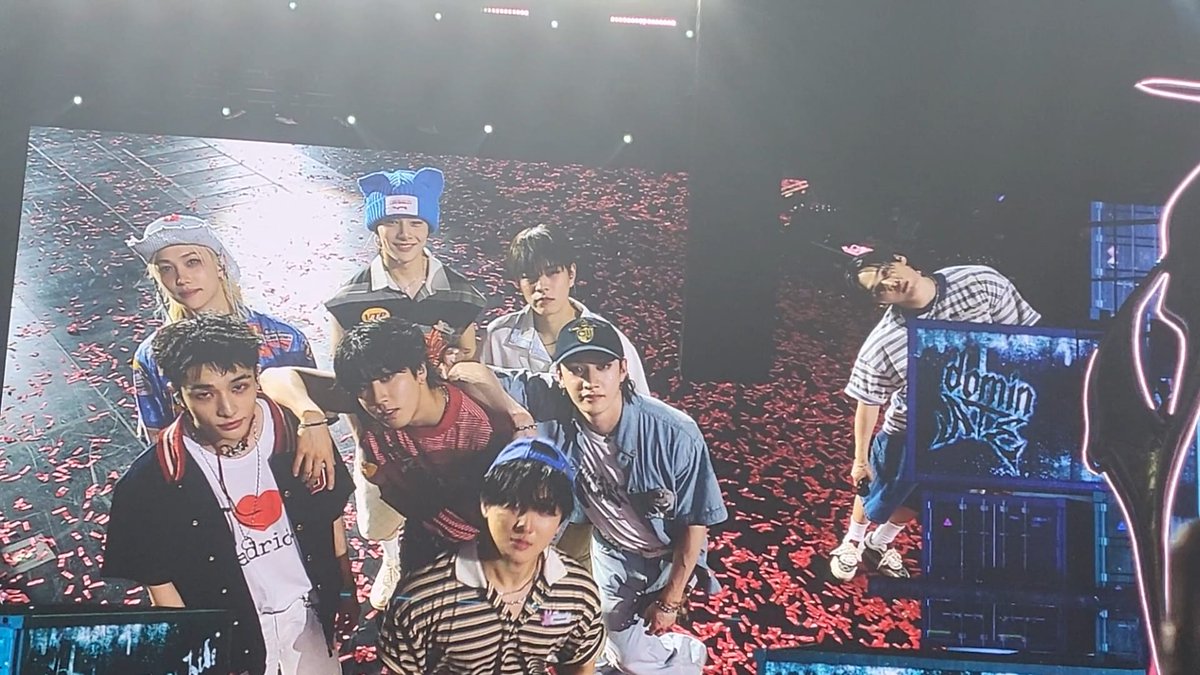 Kai☆GREENGREEN ⊙⊝⊜ 𖣂︎ saw skz & seeing BTS tweet media