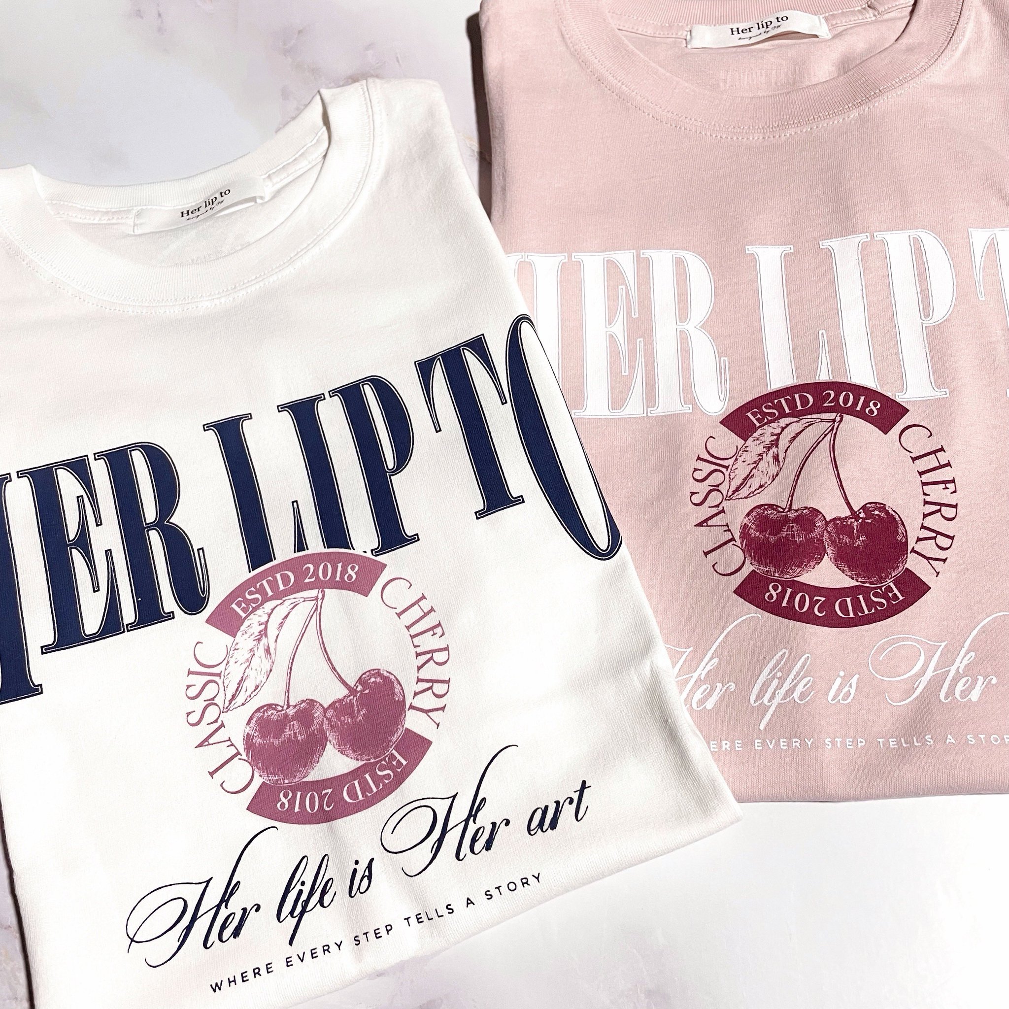 トップス Herlipto Classic Cherry Tee pink sand Her lip to - herlipto classic cherry tee pink sandの通販 by
