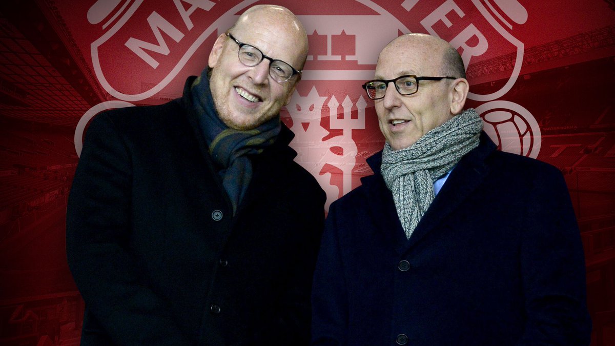 MrManUnitedd's tweet image. 🚨Sir Alex built a dynasty.
The Glazers inherited it and bled it dry.
12 seasons without a league title.
£1.1B drained.
From champions to chaos, all while they sat in Florida.
The Glazers don’t care about football, only profits
This isn’t ownership. It’s betrayal.
#GlazersOut