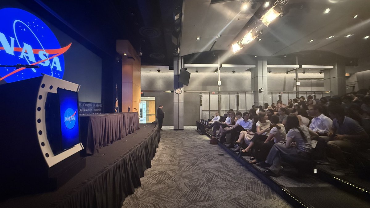 Spent some time in Washington DC at <a href="/NASA/">NASA</a> HQ with our Bridge and Clark students. Thanks to Dr. Rider Foley and the PIP program for accommodating us!