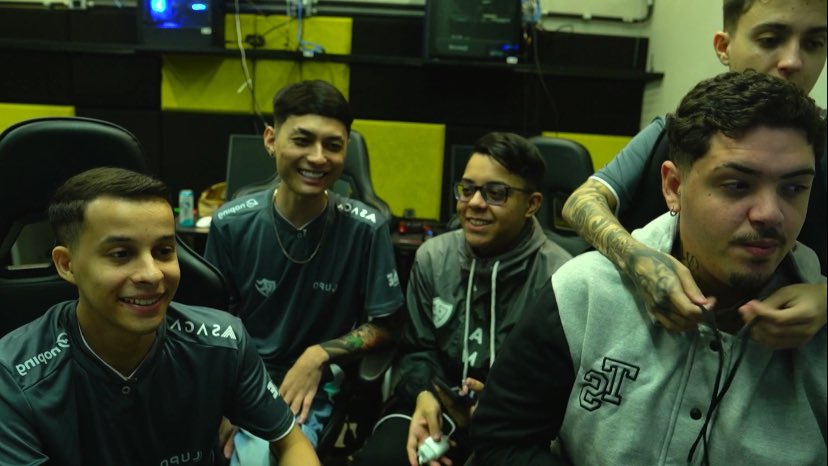 albannorr's tweet image. bonitinhos demais 😭🇫🇷