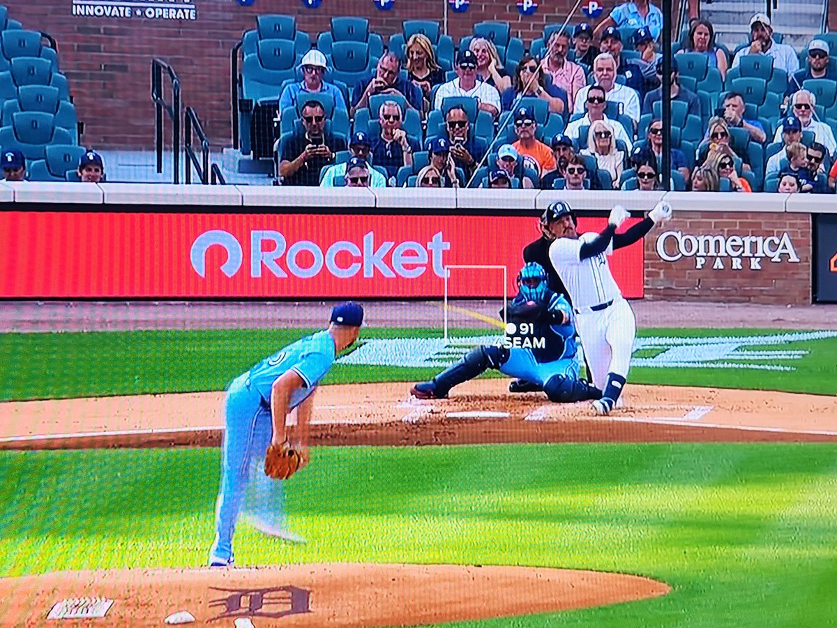 dclynick66's tweet image. Jahmai Jones blasts a 馃挘to give the Tigers an early 1-0 lead over the Blue Jays in the 1st Inning. Bang!!! 馃憤 馃憡 #RepDetroit