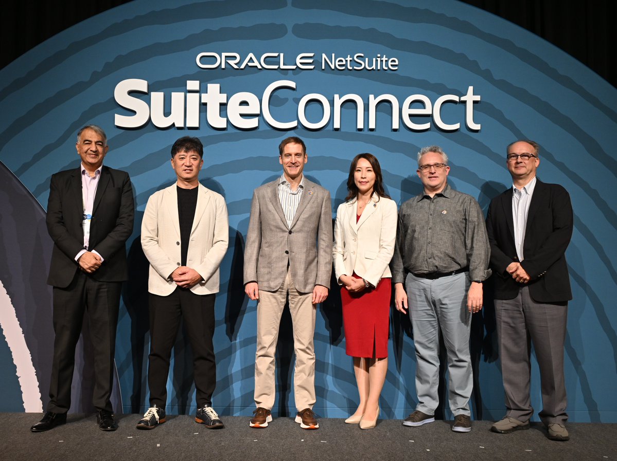 NetSuite's tweet image. Arigato, Tokyo! 🇯🇵 The final #SuiteConnect of the year was unforgettable. Our SVP of technology and AI Brain Chess, GVP of product management Craig Sullivan, and VP of NetSuite Japan Yuki Shibuya unveiled more #AI-powered capabilities to help our customers in Japan power…
