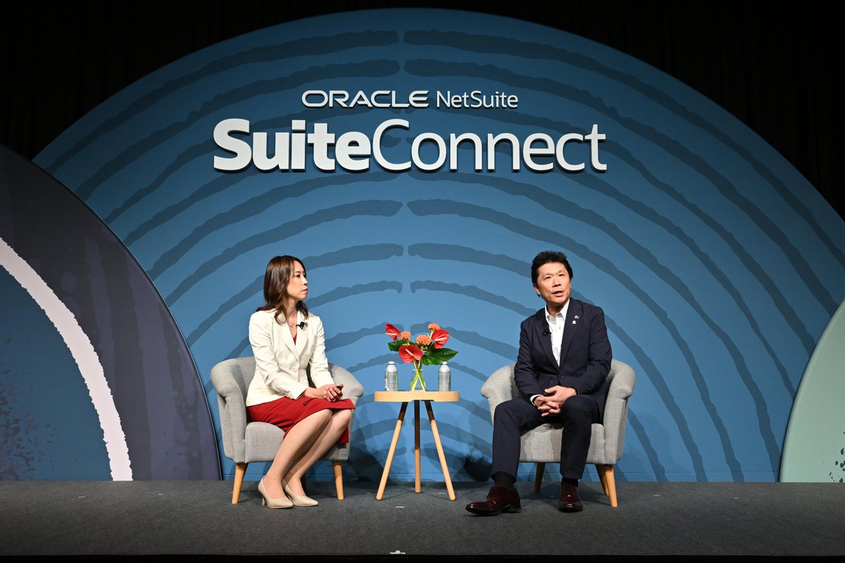 NetSuite's tweet image. Arigato, Tokyo! 🇯🇵 The final #SuiteConnect of the year was unforgettable. Our SVP of technology and AI Brain Chess, GVP of product management Craig Sullivan, and VP of NetSuite Japan Yuki Shibuya unveiled more #AI-powered capabilities to help our customers in Japan power…
