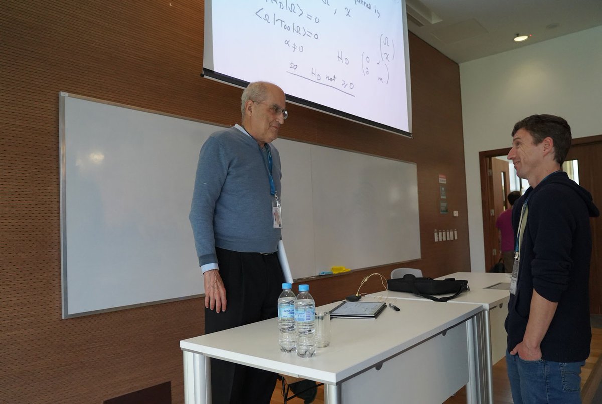 Fisica_UBA's tweet image. Terminó otro día de la Escuela Giambiagi 2025 con estos profesores de lujo.
Pueden ver más fotos en: instagram.com/fisica.uba