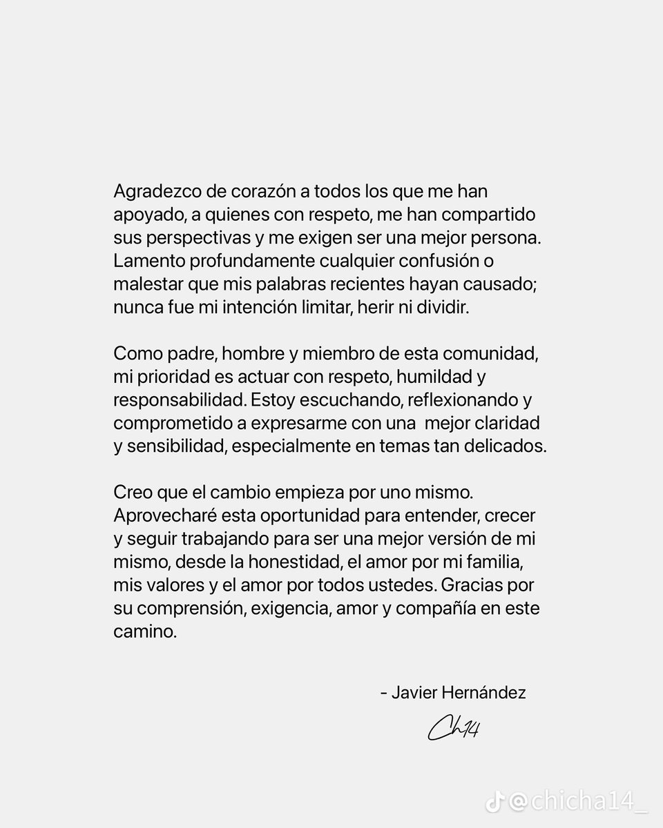 DavidVargasA18's tweet image. Se ‘disculpa’ el Chicharito Hernández:
“Gracias a la gente que me apoya. Seré buena persona, estoy reflexionando y aprenderé a expresarme con mejor claridad, en temas delicados. Tendré una mejor versión como padre. Gracias por su amor en mi camino”
La ‘disculpa’.
RT👇