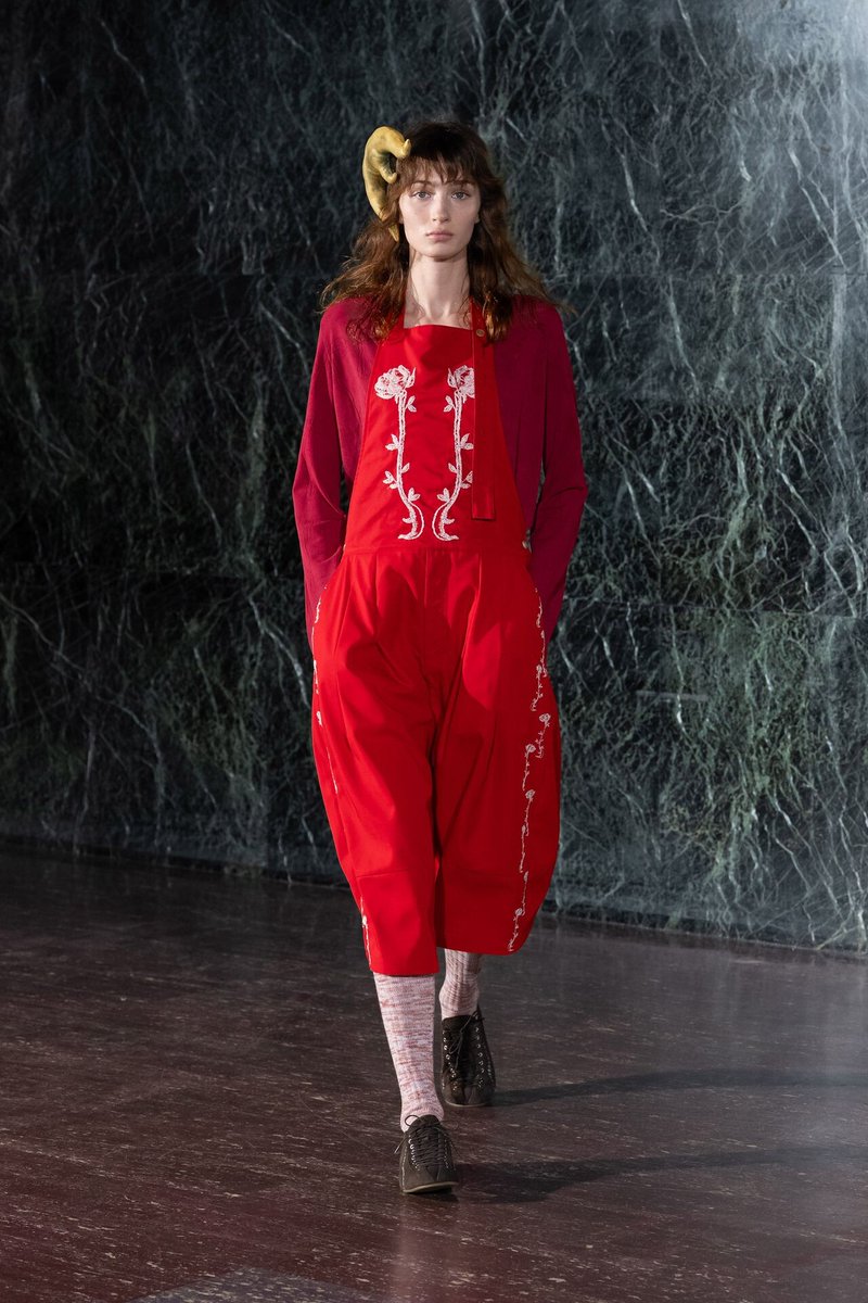 kendam_com's tweet image. Shinyakozuka Spring Summer 2026 collection fashion show in Tokyo (July 24, 2025) kendam.com/news/fashion-s…

#Shinyakozuka #SS26 #Runway #Tokyo #Fashion #Kendam