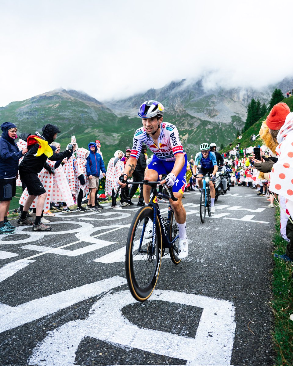 ZupanPhoto's tweet photo. Tour de France Stage 18 - Col de la Loze
Roglič, Pogačar, Vingegaard

#TDF2025 #coldelaloze https://t.co/3OTxO4ewwb