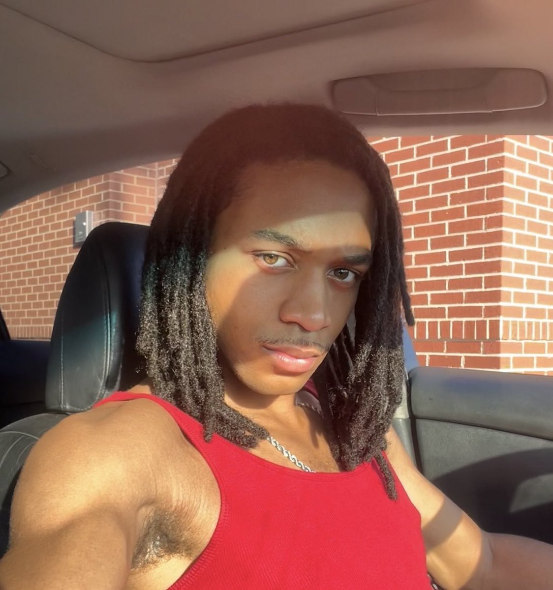 The sun loves me today