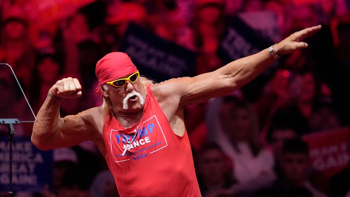 DPinLights's tweet image. R.I.P  Hollywood Hulk Hogan 
Aug. 11, 1953~Jul. 24,2025
You are the best and one of a kind wrestler on the Earth.👑👑
No one have your style. 
No one have your charisma.
You make wrestling great again.👑👑

youtu.be/Ja8fi9KbvSI?si…