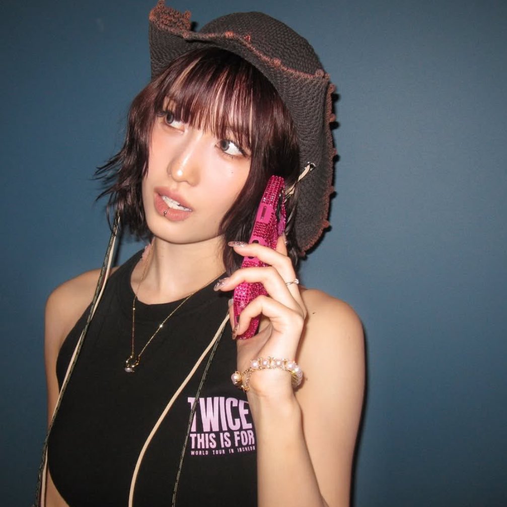 mmcarabiner's tweet image. these are the best pictures she has ever taken btw