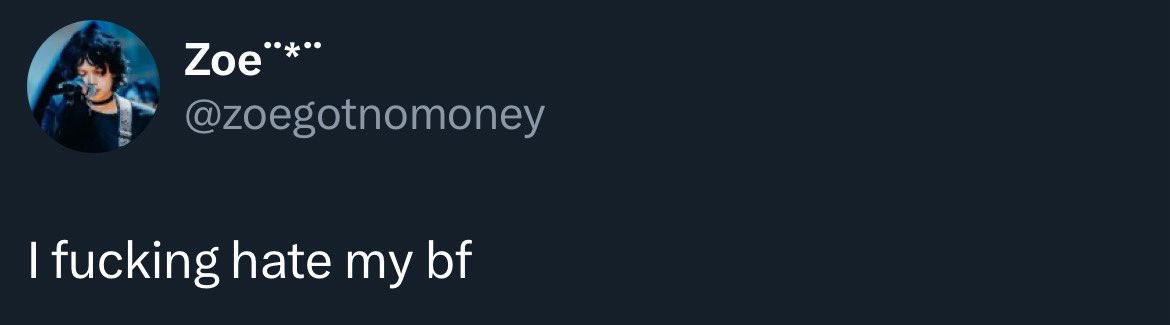 redox347's tweet image. damn @zoegotnomoney what he do?