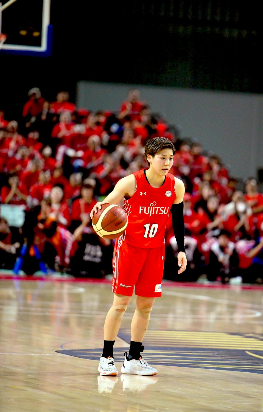 町田瑠唯　ユニフォーム　富士通レッドウェーブ 女子バスケ Wリーグ 富士通レッドウェーブ 町田瑠唯