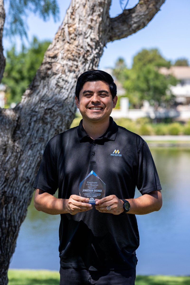 Congratulations to Jonathan – Employee of the Quarter!

We proudly honor Media and Production Coordinator Jonathan for his creativity, dedication, and impact.

His passion and talent make him an invaluable part of the Communications Team and the Menifee community.