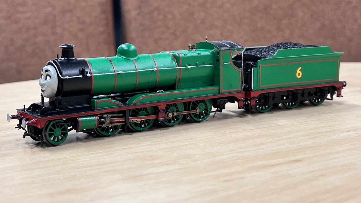 Aussie_loco's tweet image. Introducing Violet, the loaned green engine. A very cheeky sort, essentially the rage-baiter of the loaned fleet. Left Sodor a few years before a certain saddle tank would claim her No.6, but that’s another story…