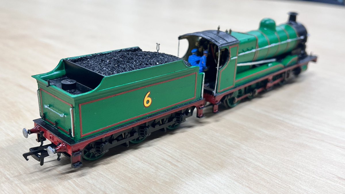 Aussie_loco's tweet image. Introducing Violet, the loaned green engine. A very cheeky sort, essentially the rage-baiter of the loaned fleet. Left Sodor a few years before a certain saddle tank would claim her No.6, but that’s another story…