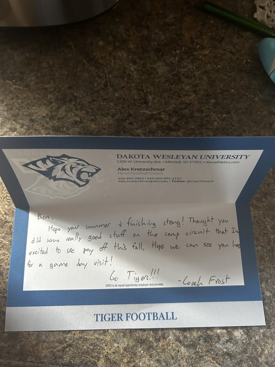 veldkampben18's tweet image. Thank you @CoachMasonFrost for the hand written letter. Can’t wait to get back up to campus!!