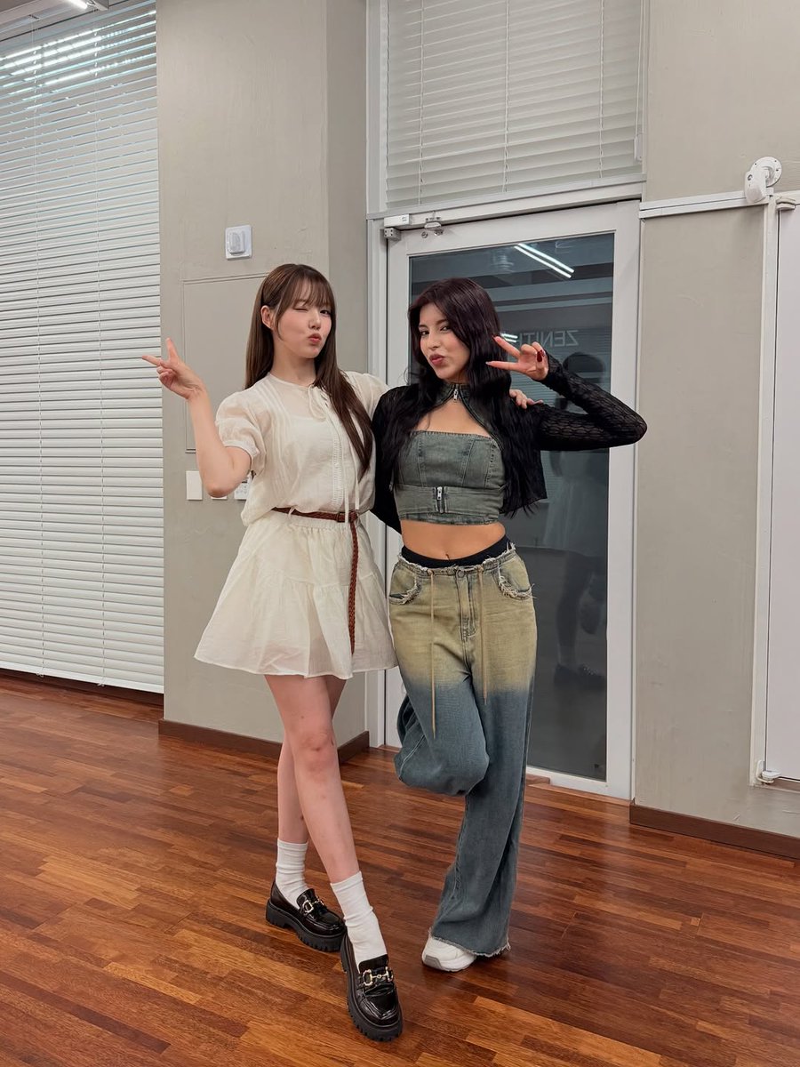 dailyyerin's tweet photo. Luciagarciask ig post with Yerin

#Gfriend #여자친구
#예린 #イェリン #Yerin https://t.co/g4sImuSD6i