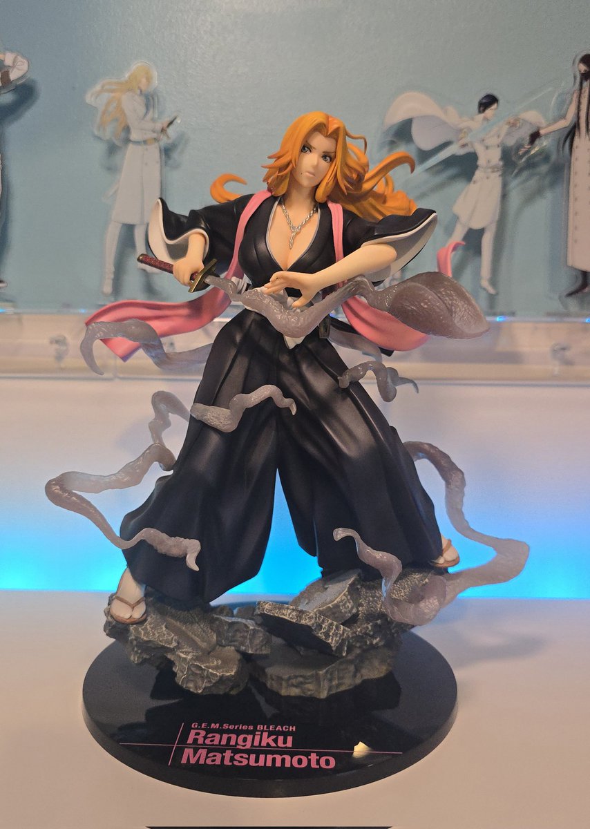 Mellizard's tweet image. Rangiku is here! ๐ฅฐ Been wanting her to go with my Gin for a while. #Bleach