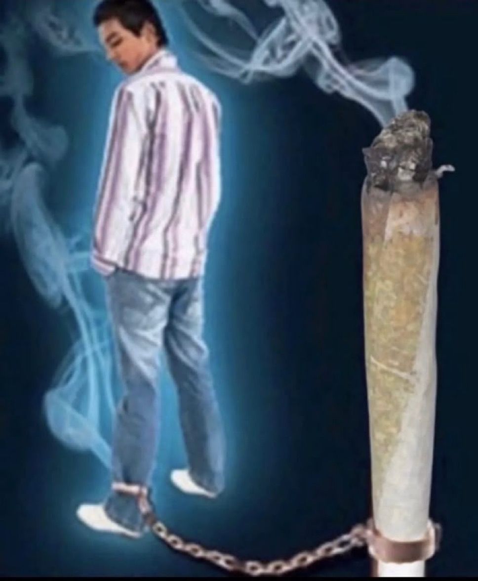 WeedPorns's tweet image. It be like that sometimes