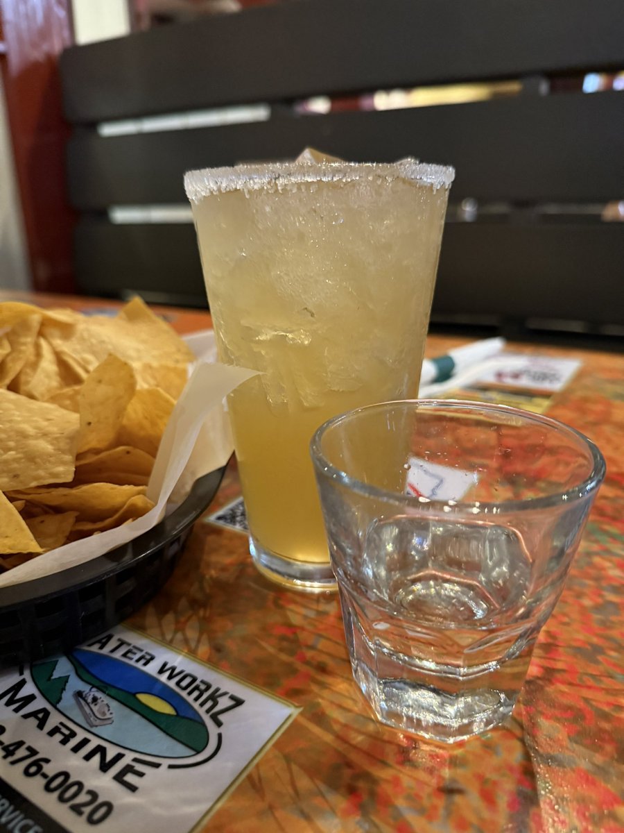wjwheeler54's tweet image. Cheers from Las Margaritas! I had a shot of this coconut tequila brought from Mexico and a Patton top shelf margarita. The coconut…. Oh my goodness! I love and appreciate all y’all.