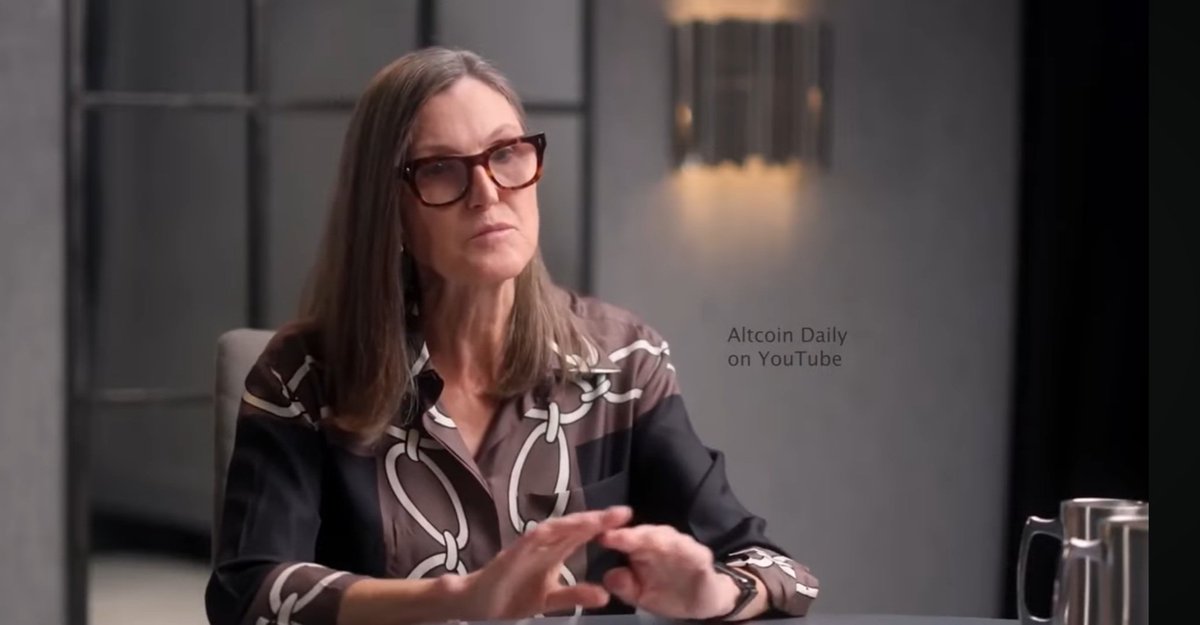 ChiefKief710's tweet image. Cathy Woods talking $BTC
But wearing the chainlink ⛓
SN=SN
$LINK
IYKYK