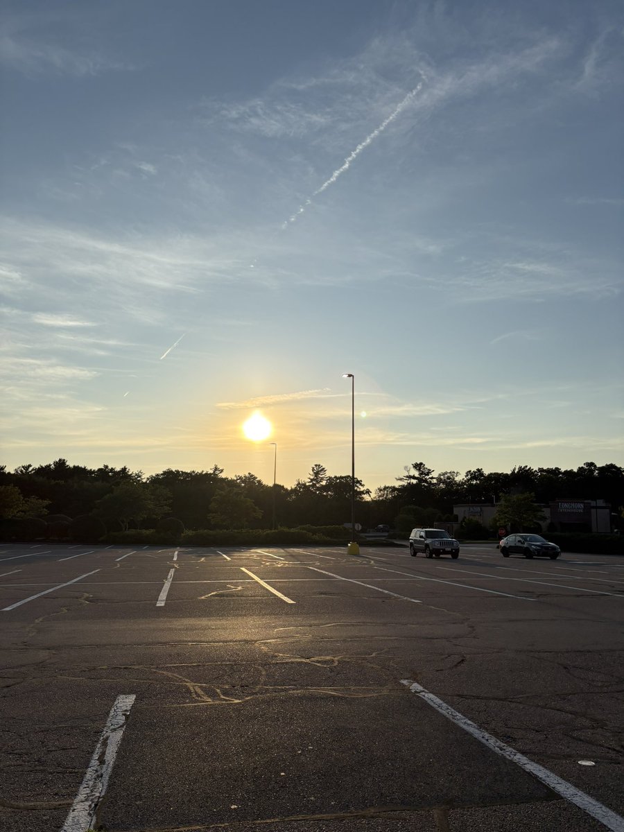 Jbobz9416's tweet image. It is bright and beautiful up here in NE today!