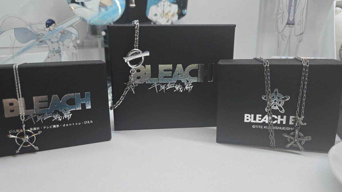Mellizard's tweet image. Quincy bracelet arrived today as well! Jewelry collection complete. ๐ฅน๐ญ๐ฅฐ #Bleach #uryuishida