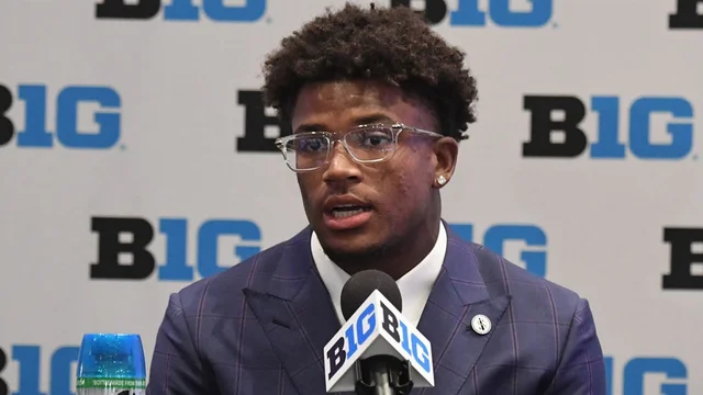 Bucknuts247's tweet image. #OhioState's @caleb_downs2 is back to lead the defense. Here's everything the #Buckeyes safety said at #B1GMediaDays.
247sports.com/college/ohio-s…