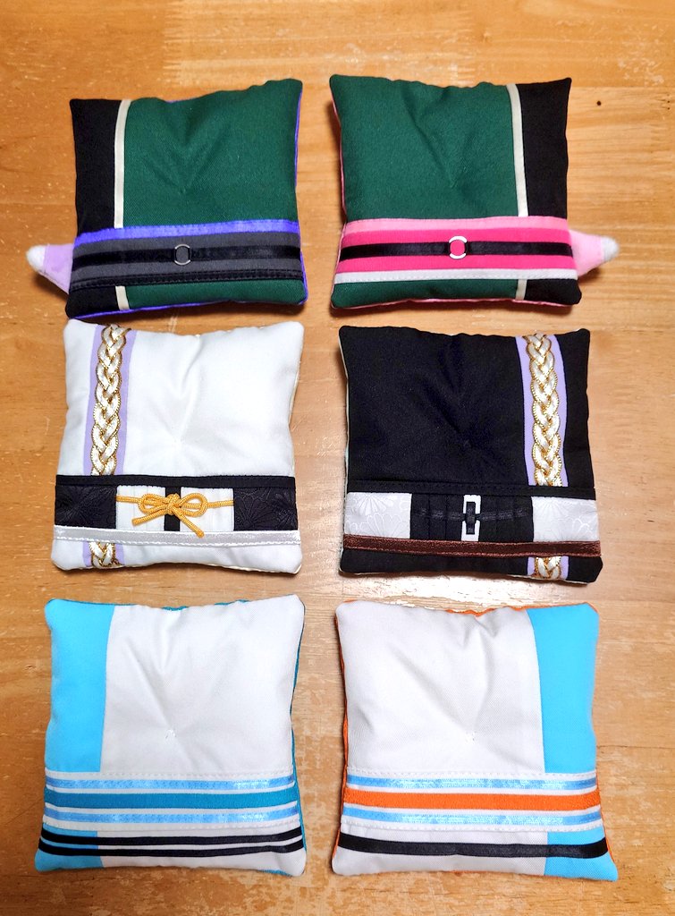 seika_tt5's tweet image. 遅くなったけど夏インテのスペ出てたので〜
4号館ゆ17abでした!
ミナトさんとの隣接スペで主に座布団頒布予定です。
新作は2枚目の雨雲ちゃん、源氏、鵜飼派で他も少し追納していけたら〜
あと間に合ったらもう1つ鵜飼派で作りたいものがあるのでそちらも頒布できたらいいな!