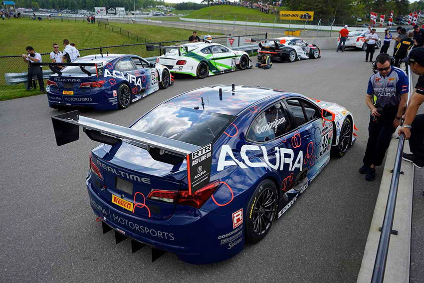 TheWorldofGT3's tweet image. Pirelli World Challenge at its best 
📸: Realtime Racing