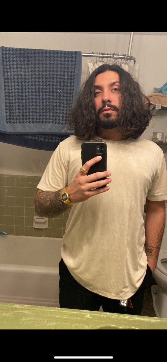satyrfoo's tweet image. Google memories makes me miss my old hair at least once a month, im growing it back this time without the stupid ass undercut