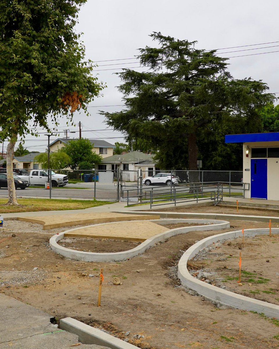 ActiveSGV's tweet image. Construction progress at Shirpser, Cortada, and Gidley Schools is underway as part of the CAL FIRE-funded Living Schoolyards initiative. Students will return to greener campuses that offer new opportunities to learn outside the classroom. Learn more: bit.ly/458EbF9