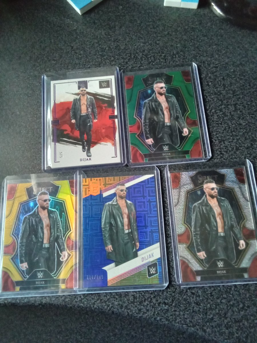 kurtis_defender's tweet image. Dijak cards parcels I got this month ! Those are amazing cards , with rarer ones I never saw before. his is so satisfying to get to complete little by little my ultimate collection of Dijak cards !
Feast your eyes ! 👉👁️👁️👈
#dijak #wrestlingcards #wwecards