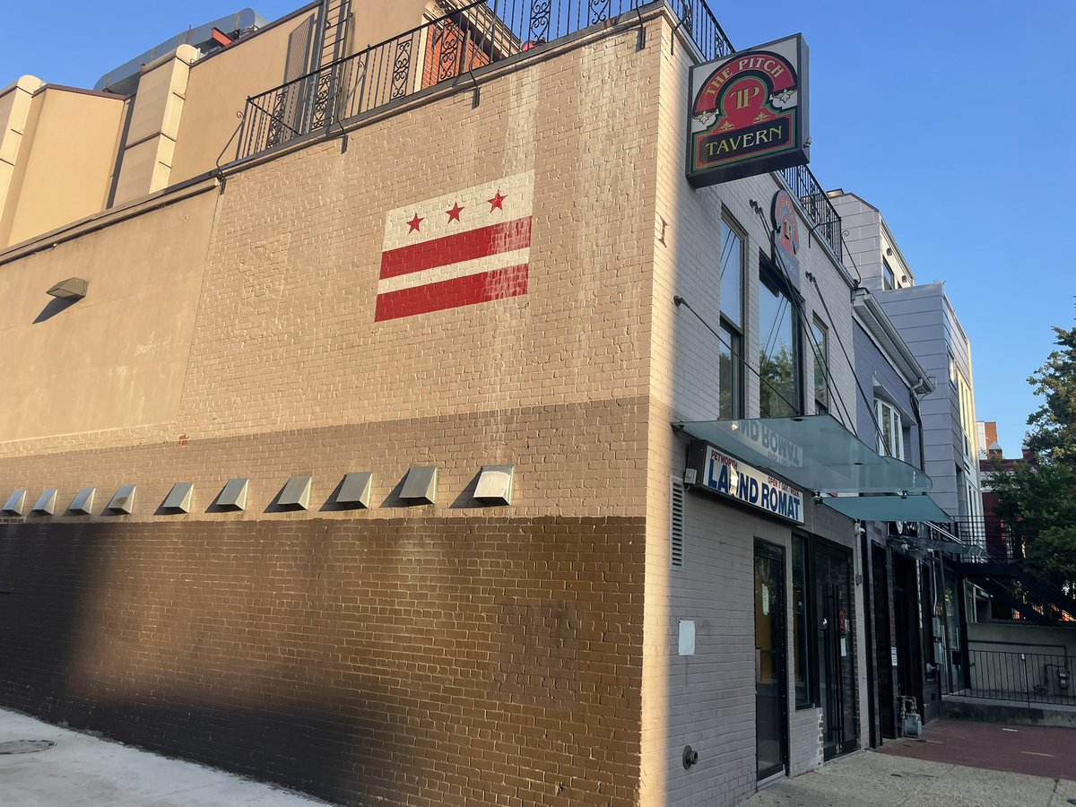 Kirby (@drantoinekirby) on Twitter photo <a href="/MayorBowser/">Mayor Muriel Bowser</a> <a href="/311DCgov/">DC311</a> <a href="/DCDPW/">DC Department of Public Works</a> in less than 3 business days the graffiti was removed 🧼🧽🫧 #SMD4C02 <a href="/MayorBowser/">Mayor Muriel Bowser</a> <a href="/311DCgov/">DC311</a> <a href="/DCDPW/">DC Department of Public Works</a> in less than 3 business days the graffiti was removed 🧼🧽🫧 #SMD4C02